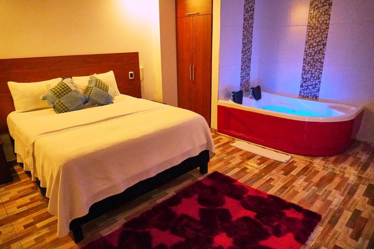 Tenjo Hotel 80 Real מראה חיצוני תמונה