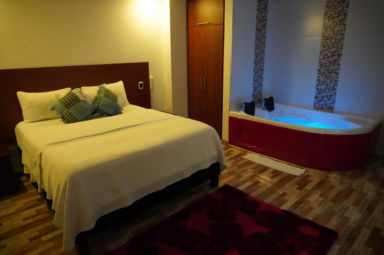 Tenjo Hotel 80 Real מראה חיצוני תמונה
