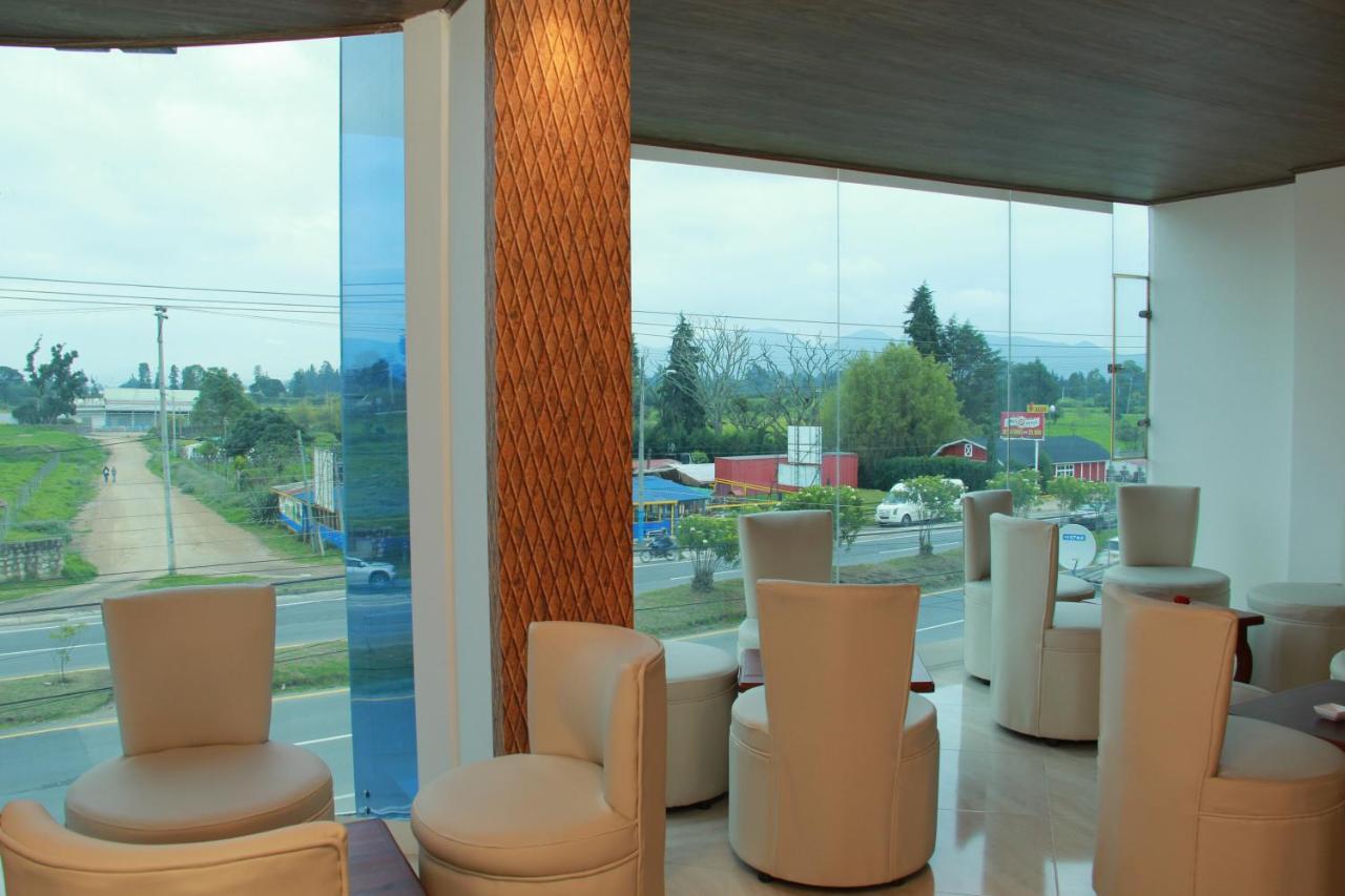 Tenjo Hotel 80 Real מראה חיצוני תמונה